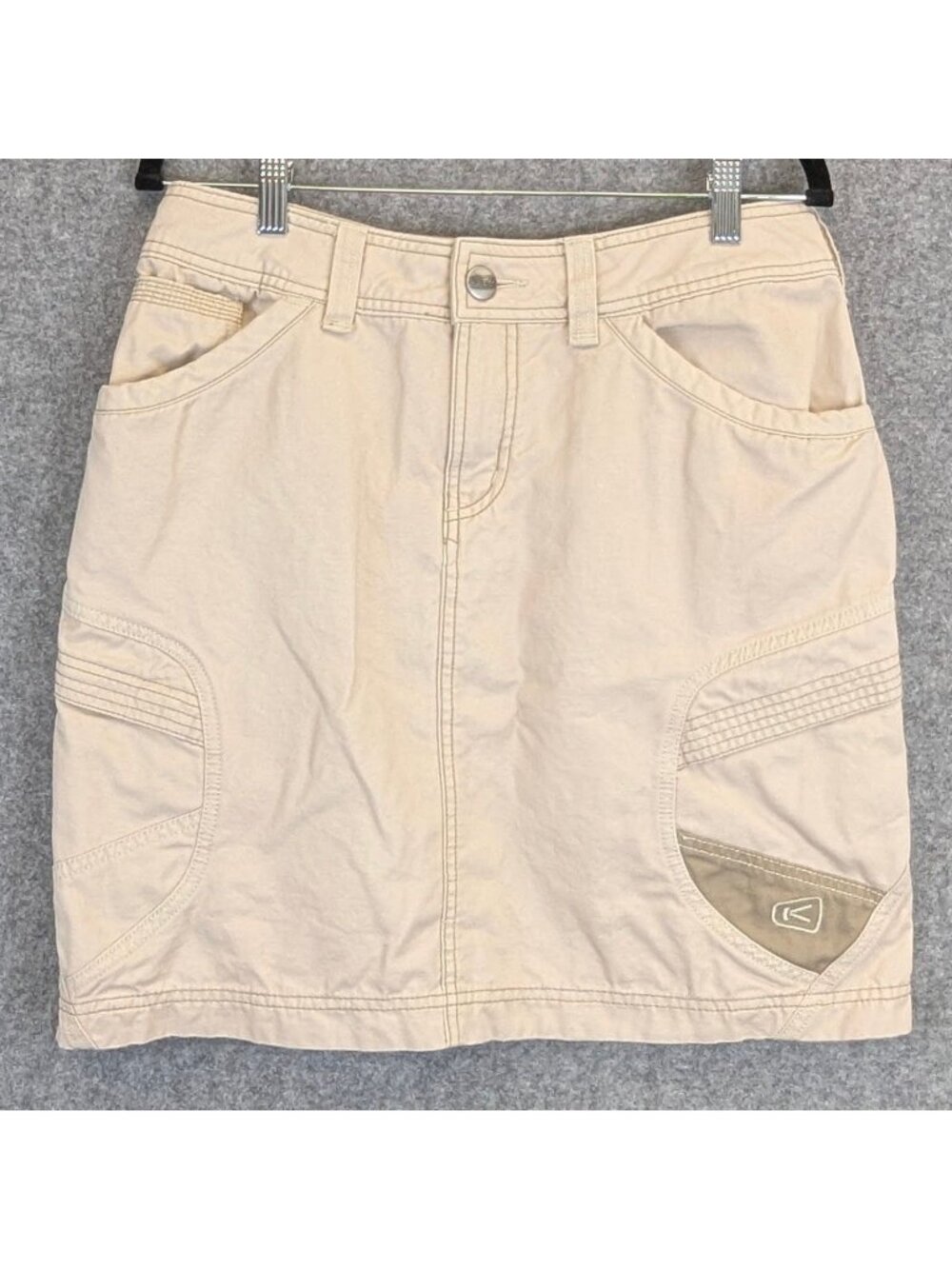 KEEN Khaki Newport Womens Sz 8 Skirt Short Straight Cargo Outdoor Hiking Pockets